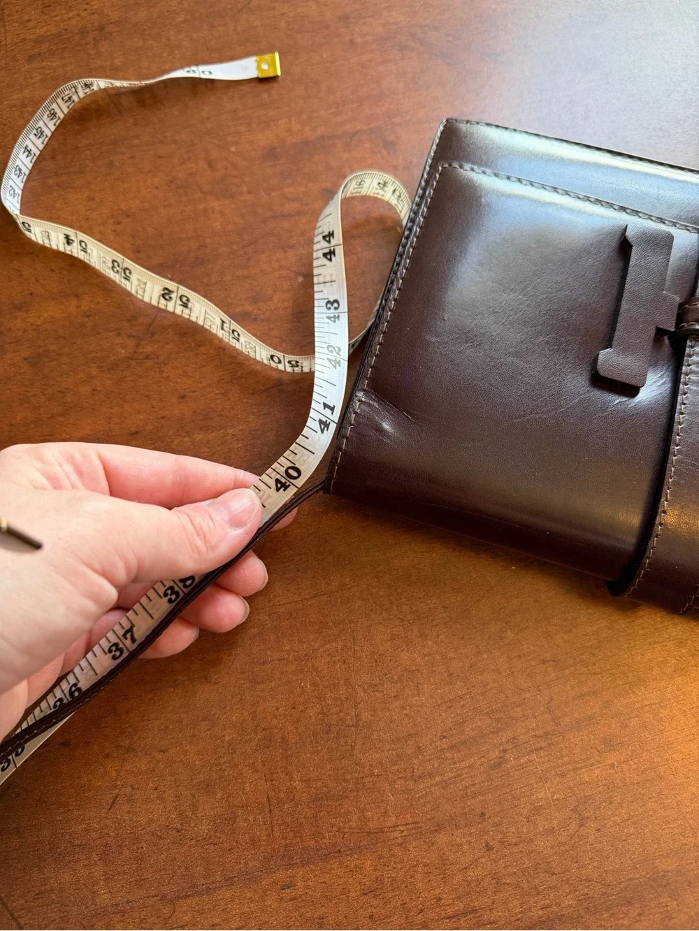 Women’s Leather Crossbody Bag in Dark Brown